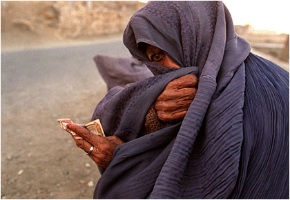 Afghanistan: 2002 in pictures / Photos by Jonathan Wiggs
