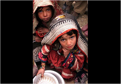 Afghanistan: 2002 in pictures / Photos by Jonathan Wiggs