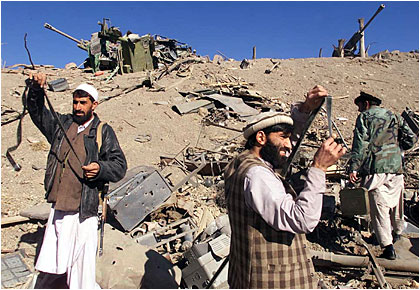Afghanistan: 2002 in pictures / Photos by Jonathan Wiggs