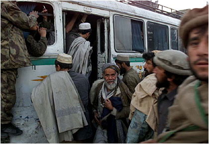 Afghanistan: 2002 in pictures / Photos by Jonathan Wiggs